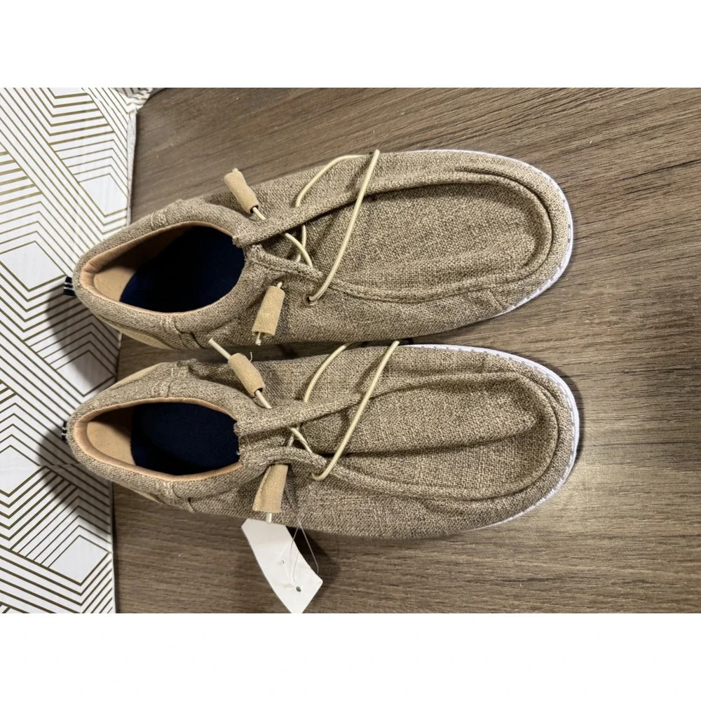 Tan boat shoes men's‎ size 11 NEW lightweight NWT bungee closure